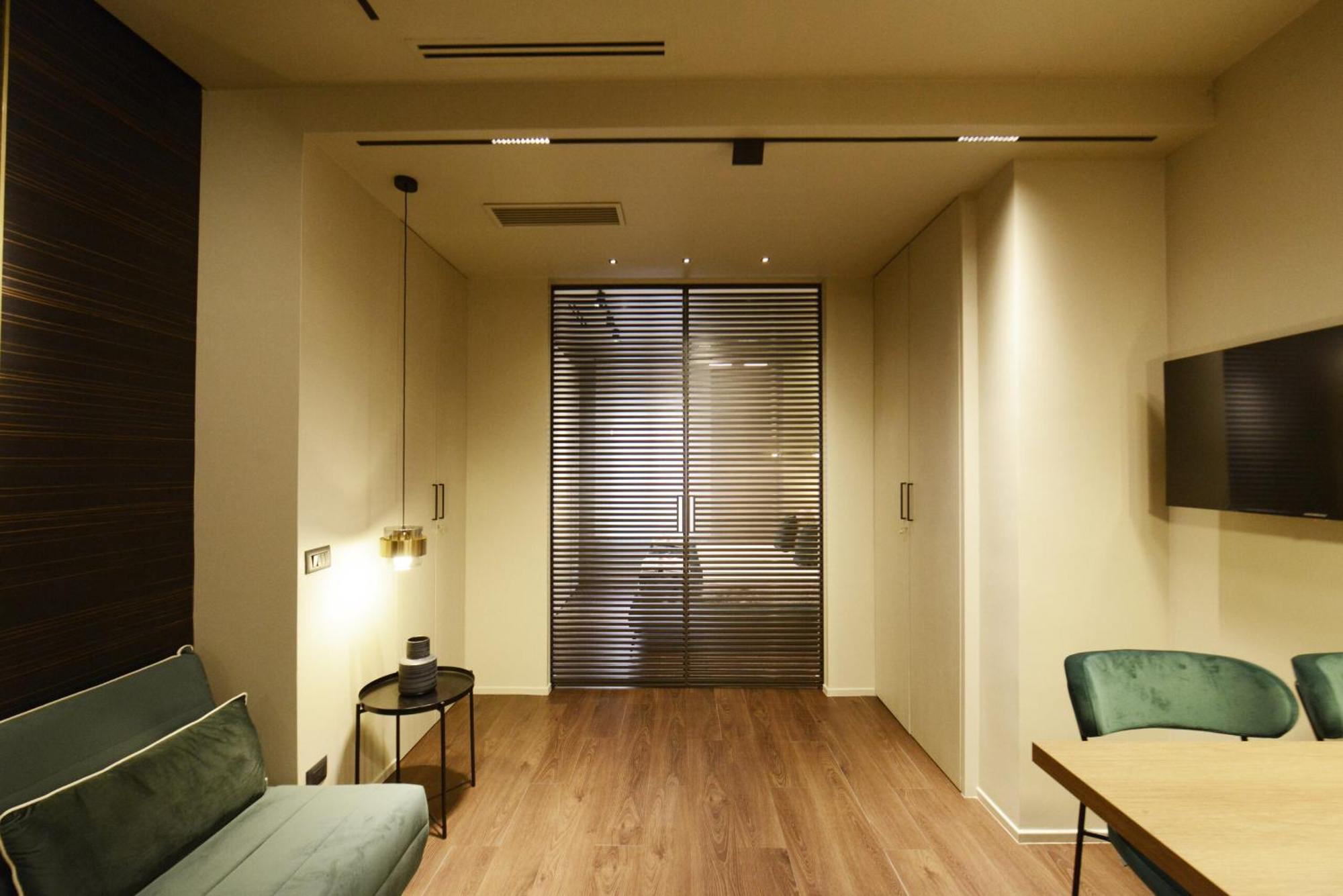 Di Fronte A Apartamento