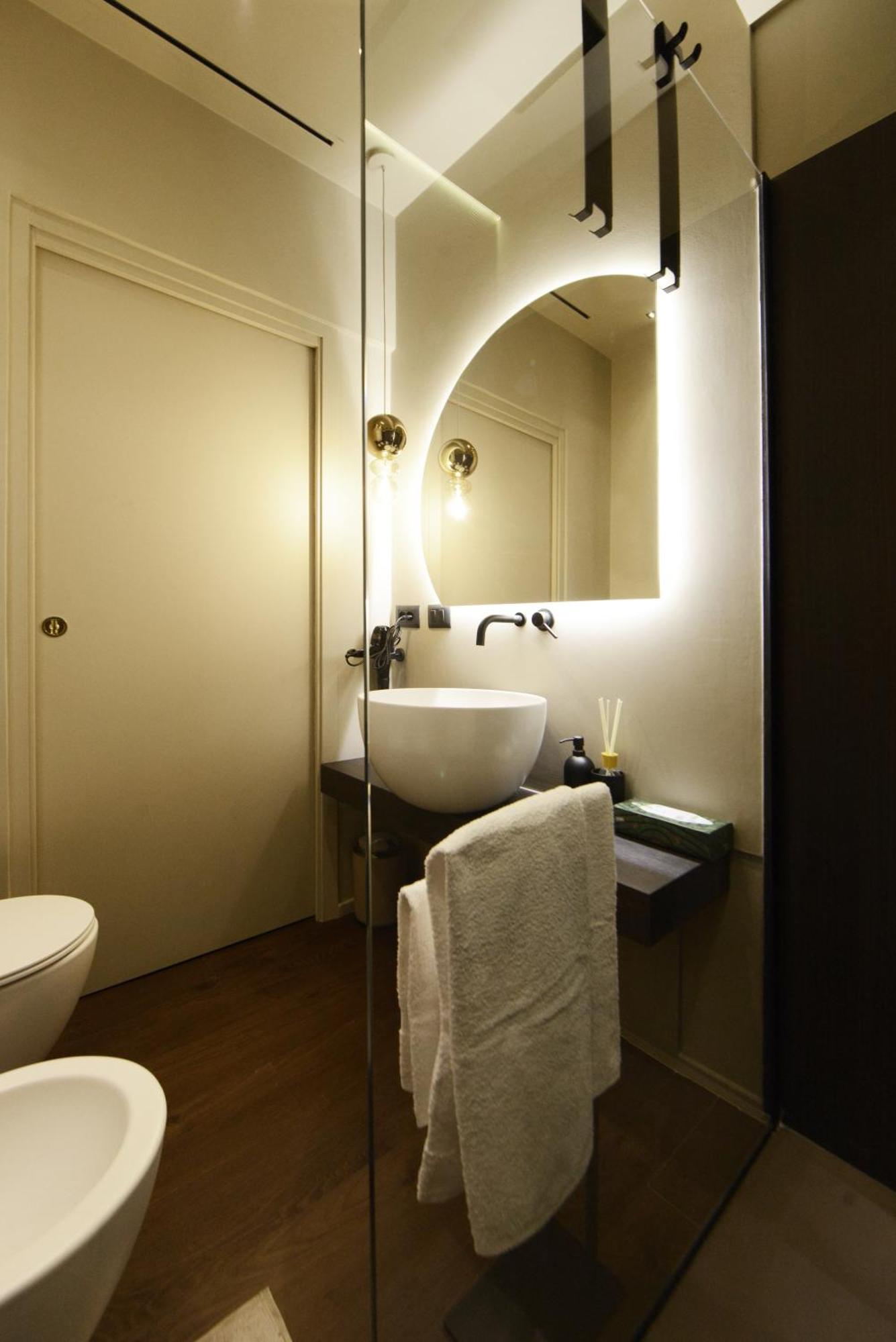 Di Fronte A Apartamento