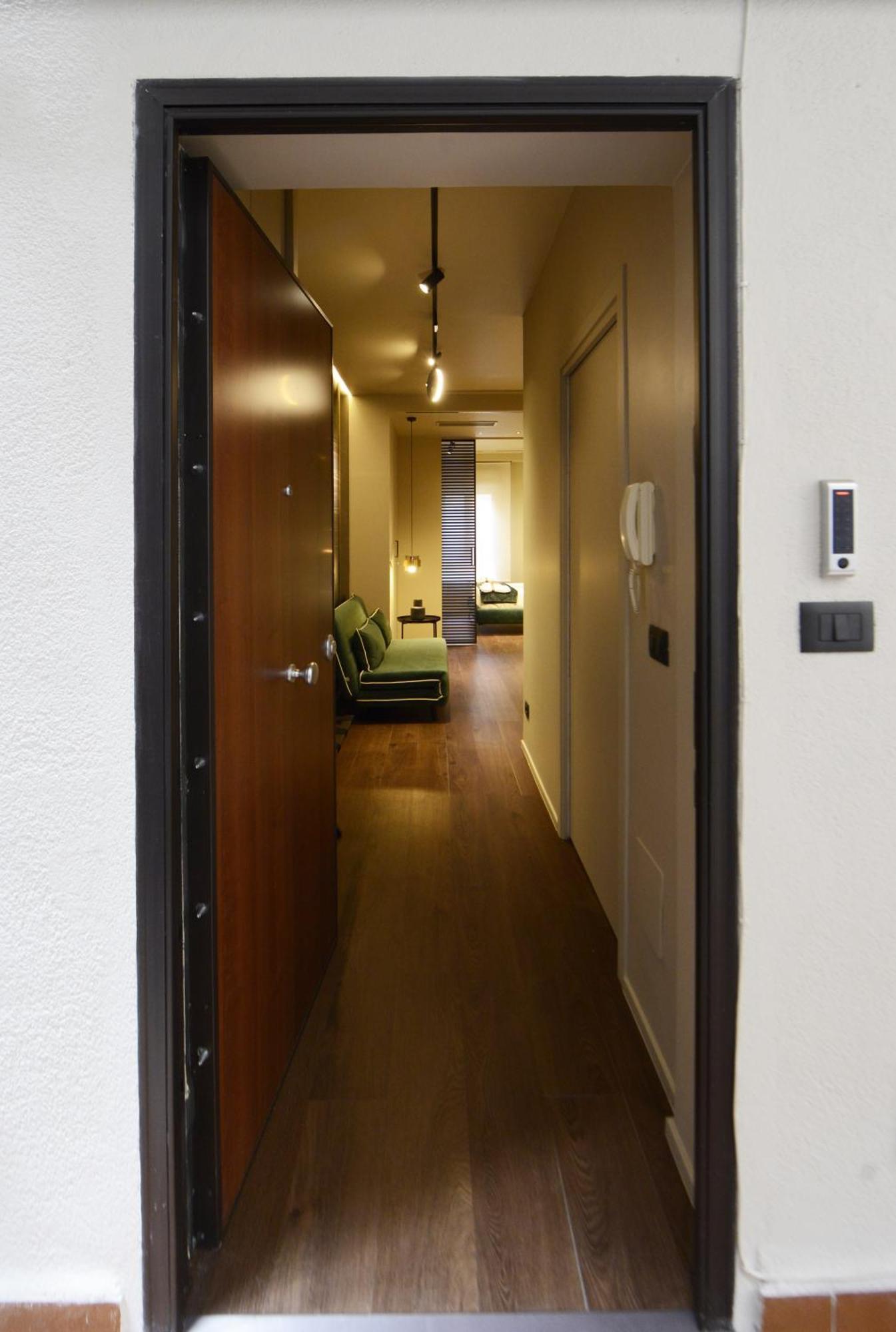 Di Fronte A Apartamento